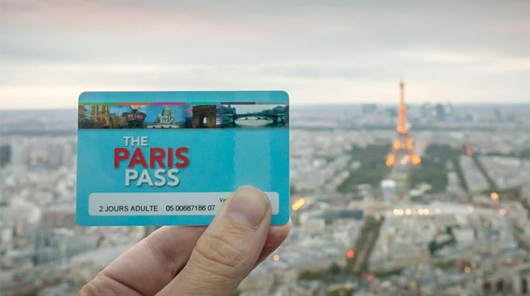 Buy a Paris Pass