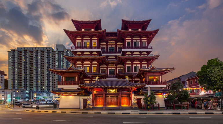 Don't Forget to Get Into Singapore's Chinatown
