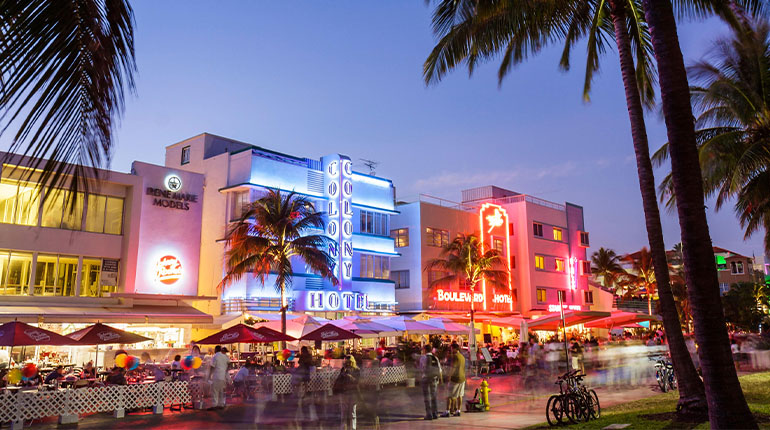 Embrace Miami's Lively Nightlife