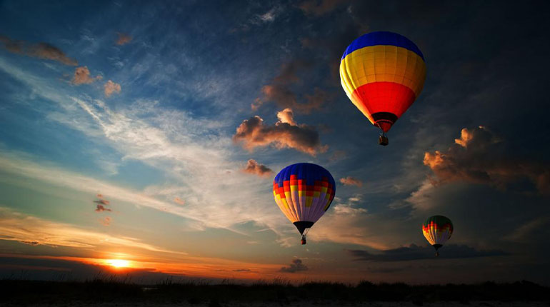 Get to Sunrise Hot-air Balloon Ride