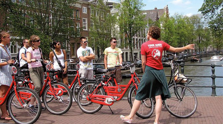 Have a Bike Tour around Amsterdam