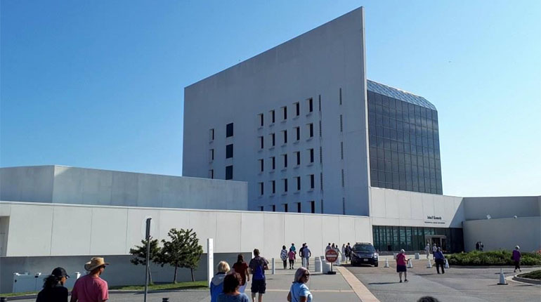 Visit John F. Kennedy Presidential Library and Museum
