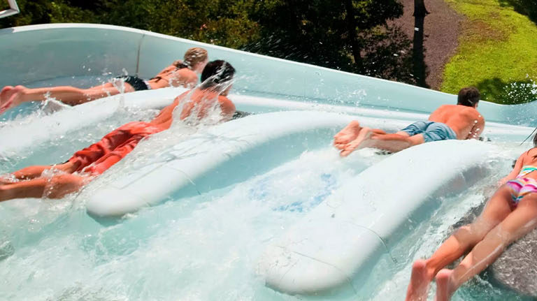 10 Best Water Parks in Virginia with Extra Big Water Slide